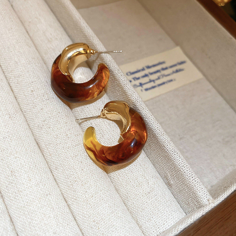 Handmade Maillard Aesthetic Hoops, Amber Resin & Gold Tone C-Shaped Earrings, Vintage Chunky Lightweight Fashion Jewelry, Unique Gift For Her