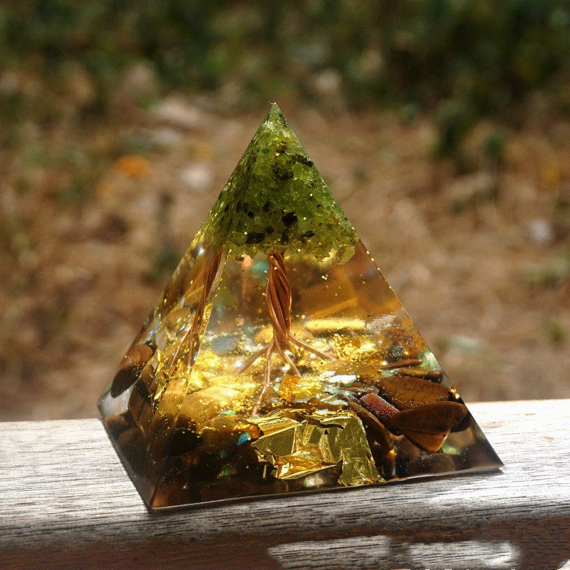 Pyramid Decoration Natural Crystal Gravel Energy Tower