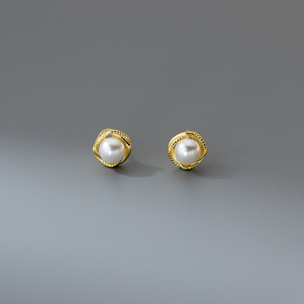 S925 Sterling Silver Earrings Sweet Polka Dot And Geometric Hollow Design